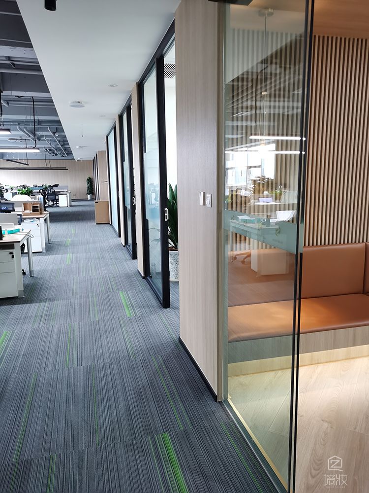 建筑公司辦公室木紋膜裝修案例展示-PVC裝飾貼膜