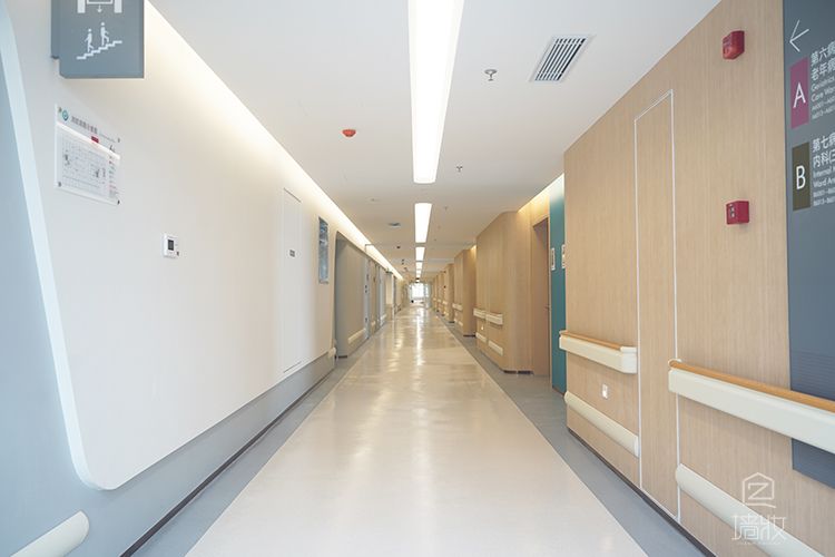 醫(yī)院 lg木紋膜 pvc裝飾貼膜